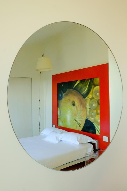 Petronilla - Hotel In Бергамо Номер фото